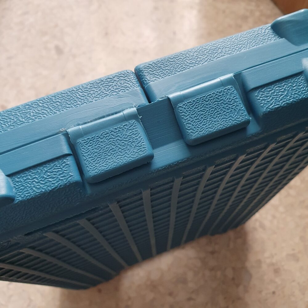 Tool box kit 27 in 1 Multifunctional Household Tool Kit Set with watch repair bit kit voltage tester - Image 4