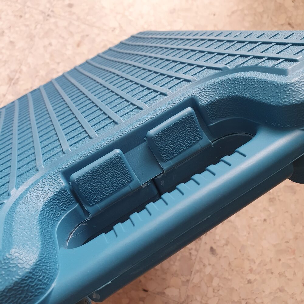 Tool box kit 27 in 1 Multifunctional Household Tool Kit Set with watch repair bit kit voltage tester - Image 3